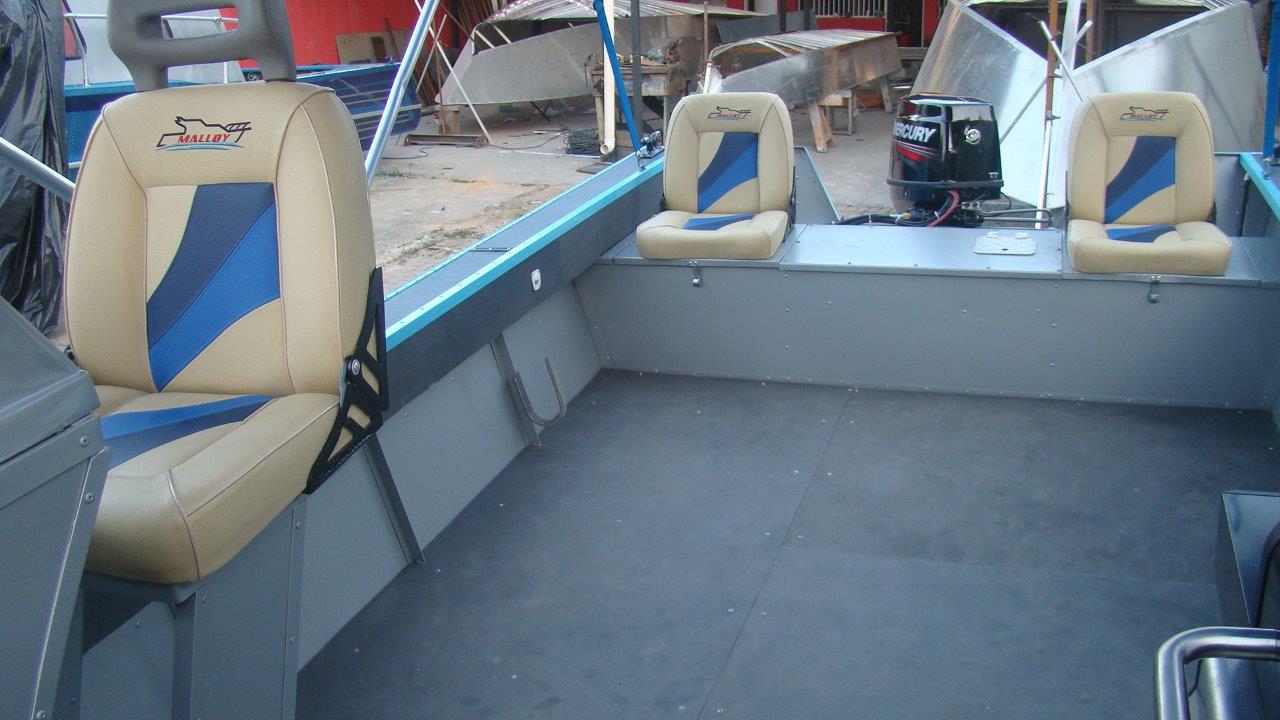 BARCO MALLOY MASTER 700 P/ ÁGUA DOCE