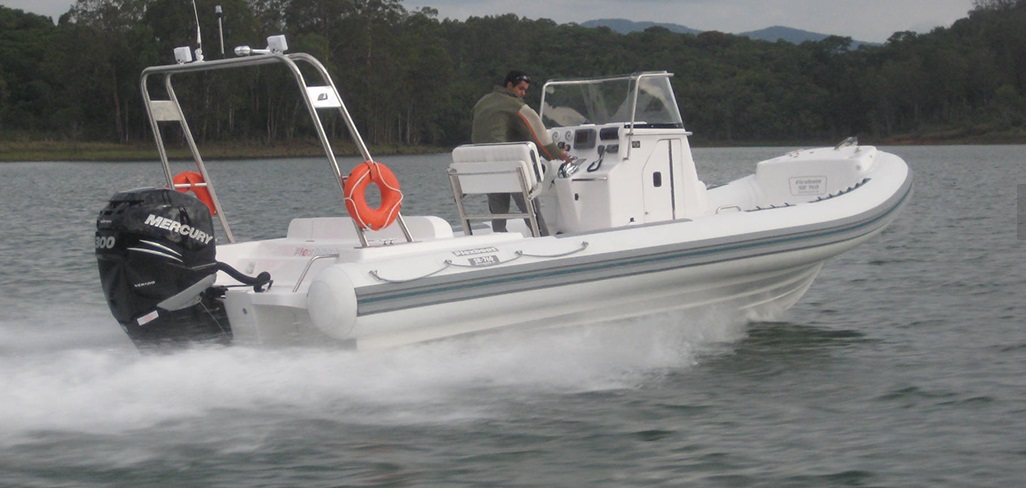 Lancha Flexboat SR-760 para pesca, lazer e/ou turismo